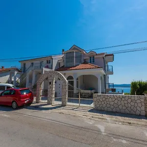 Goran Apartament